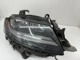 8k0941004b Audi 2009-2012 A4 Xenon Headlight And Brackets For Right Passenger Side Oem Used 8k0941004b Audi 2009-2012 A4 Xenon Headlight And Brackets For Right Passenger Side Oem Used
