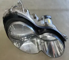 230-820-72-61 Automotive Lighting 301 176 076 Rh Headlight Assy - For Mbz Sl550 And More