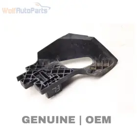 7395523 Bmw 2015-2019 X6 - Left Headlight Mount Bracket