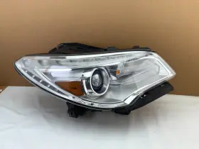 23444926 Buick 2013-2017 Enclave Headlight Right Passenger Side Xenon Hid Afs Oem