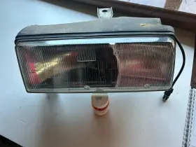 03836748 Cadillac 1987-1993 Allante Drivers Carello Halogen Headlight Oem Free Shipping 03836748 Cadillac 1987-1993 Allante Drivers Carello Halogen Headlight Oem Free Shipping