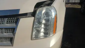 114-01382l Cadillac Driver Left Headlight Led Opt T4q Fits 09-14 Escalade 2028610