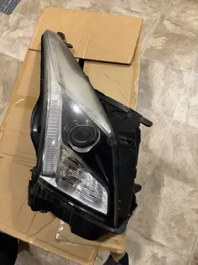 22989364 Cadillac 2013-2018 Ats Right Passenger Side Xenon Hid Headlight Oem 0332