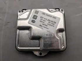 5df.012.205-00 Cadillac 5df.012.205-00/aa Oem 2016-2018 Ct6 Control Module Headlight Ballast 5df.012.205-00 Cadillac 5df.012.205-00/aa Oem 2016-2018 Ct6 Control Module Headlight Ballast