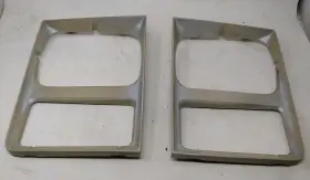 Chevrolet 467733920669 Headlights Bezels Trims 1985-1987 Gmc C/k Truck 85-88 Suburban Oem
