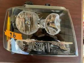 6002ta0054 Chevrolet 2007-2014 Chevy Avalanche Tahoe Right Headlight Oem# Good Shape