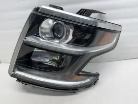 84582597 Chevrolet H51293 2015-17 Tahoe Suburban Hid Xenon Headlight Driver Side