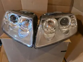 Depo Auto Parts 12709440 Headlight Left And Right For 2004-07 Volkswagen Touareg With Oe Halogen