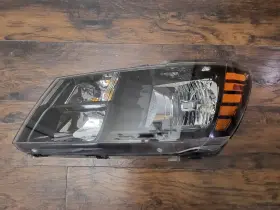 68200085aa Dodge 2014 - 2020 Journey Driver Lh Halogen Black Headlight Oem 68200085aa Dodge 2014 - 2020 Journey Driver Lh Halogen Black Headlight Oem