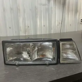 Gm2503113v Eagle Eyes Passenger Side Right Head Lamp Assembly For 1988-90 Chevrolet Cavalier Eye Gm2503113v Eagle Eyes Passenger Side Right Head Lamp Assembly For 1988-90 Chevrolet Cavalier Eye