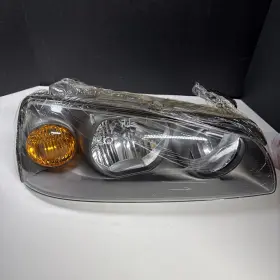 Hy029-b001r Eagle Eyes Right Headlight Assembly For 04-06 Hyundai Elantra