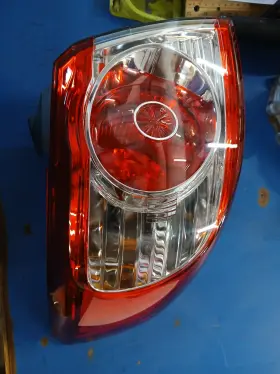 Hy067-b000l Eagle Eyes Hy067b000l Headlight Right 2010-2013 Hyundai Santa Fe