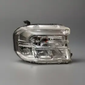 11902 Ford -11902 2022-2024 Maverick No Signature Lighting Reflector Right Headlight Used Oe