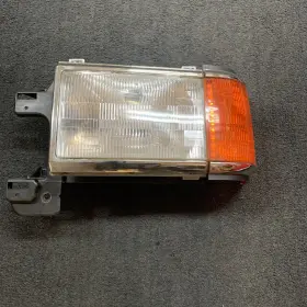 12822520 Ford Headlight For 87-91 F-150 F-250 Driver Side With Bulb