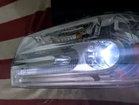 Al7z-13008-b Ford 07-14 Lincoln Navigator Oem Driver Side Left Lh Hid Xenon Head Light Lamp