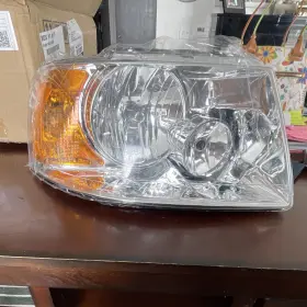 Fr355-b001r Ford 2003-2006 Expedition Chrome Headlight Passenger Side