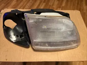 114-00491r Ford Truck Passenger Right Headlight Thru 6/96 Fits 97 F150 Pickup 114-00491r Ford Truck Passenger Right Headlight Thru 6/96 Fits 97 F150 Pickup
