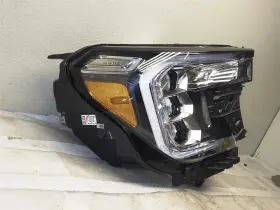 114.gm9h24 Gmc 2024 Terrain Sle Passenger Led Headlight 1610530