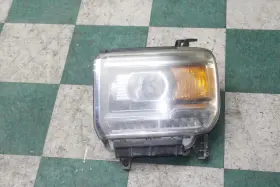 23130717 Gmc 14-15 Sierra Hazy Driver Side Left Lh Headlight Head Light Lamp Xenon Hid Oem 23130717 Gmc 14-15 Sierra Hazy Driver Side Left Lh Headlight Head Light Lamp Xenon Hid Oem