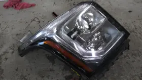 114-10309r Gmc Truck Passenger Right Headlight Halogen Fits 18-20 Yukon 708555