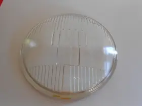 5930411 Guide Vintage Tiltray Headlight Lens # 7 Inch Dia 5930411 Guide Vintage Tiltray Headlight Lens # 7 Inch Dia