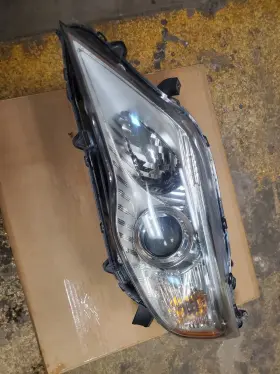 To2502210 Headlightsdepot Halogen Headlight Left Driver Side Fits Toyota Avalon 2011-2012 Oem