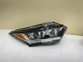 4419 Honda 2019 2020 2021 Hrv Halogen Led Front Right Oem Headlight 4419 Honda 2019 2020 2021 Hrv Halogen Led Front Right Oem Headlight