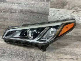 92101e6120 Hyundai 2016 - 2017 Sonata Left / Driver Side Headlight Assembly Oem