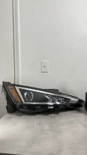 92102-f3 Hyundai 2019 2020 Elantra Right Passenger Rh Side Halogen Headlight Oem 92102-f3 Hyundai 2019 2020 Elantra Right Passenger Rh Side Halogen Headlight Oem