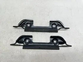 Gx73466b00ab Jaguar H408299 2017-2019 Xe Rear Bracket Mount Holder Brackets Pair Gx73466b00ab Jaguar H408299 2017-2019 Xe Rear Bracket Mount Holder Brackets Pair