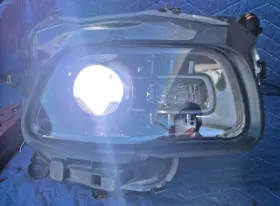 68102848aa Jeep 2014-2018 Cherokee Passenger Right Hid Xenon Headlight 68102848