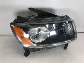 68110996ac Jeep 2014 2015 2016 Grand Cherokee Headlight Right Halogen Rh Oem 68110996ac Jeep 2014 2015 2016 Grand Cherokee Headlight Right Halogen Rh Oem