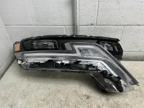 114-11920r Kia 2023 Carnival Oem Led Headlight Passenger Right Side
