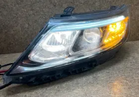 92101-1u500 Kia 2014 2015 Sorento Headlight Halogen With Led Left Driver 92101-1u500 Kia 2014 2015 Sorento Headlight Halogen With Led Left Driver