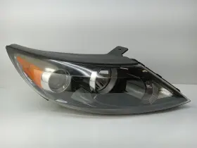 921023w051 Kia Passenger Side Right Headlight Fits 10-12 Sportage