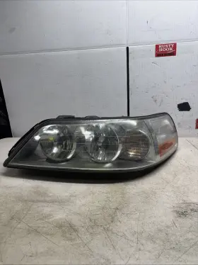 44zh1611 Lincoln 2005 Town Car Left Driver Lh Side Headlight