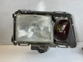 Mercedes-benz 1248202259 Right Headlight Assembly 1986-1994 W124 260e 300e 300d
