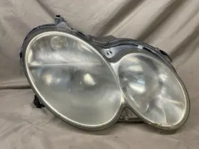 2098200661 Mercedes-benz 2003-06 Clk Right Passenger Side Headlight Halogen Oem 2098200661 Mercedes-benz 2003-06 Clk Right Passenger Side Headlight Halogen Oem