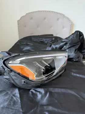 A1679067604 Mercedes-benz Broken Lens 2024-2025 Gle Led Headlight Right Passenger Side Oem