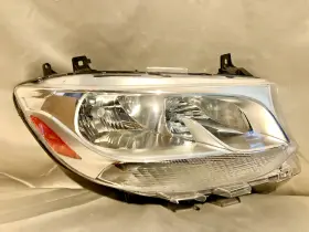 A9109060500 Mercedes-benz Mint 2019-2023 Sprinter Right Side Headlight Halogen Oem A9109060500 Mercedes-benz Mint 2019-2023 Sprinter Right Side Headlight Halogen Oem