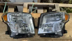 Nissan 100616184928 2016-2019 Titan Pair Headlights Halogen Chrome Bezel Oem Nissan 100616184928 2016-2019 Titan Pair Headlights Halogen Chrome Bezel Oem
