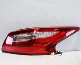 949-822 Nissan 2016 2017 2018 Altima Oem Outer Tail Light Passenger Side Right 949 822 949-822 Nissan 2016 2017 2018 Altima Oem Outer Tail Light Passenger Side Right 949 822