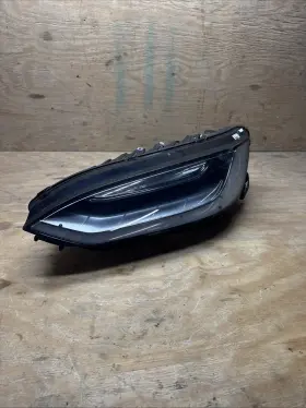 1034312-00-b Oem 2016-2019 Tesla Model X Lh Led Headlight