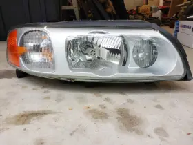 30698824 Oem 2005 To 2007 Volvo S60r V70r Passenger Rh Right Hid Xenon Headlight 30698824 Oem 2005 To 2007 Volvo S60r V70r Passenger Rh Right Hid Xenon Headlight