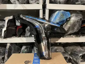 84761681 Oem Cadillac Part 2019 2020 2021 2022 2023 Xt4 Right Side Hid With Led Headlight