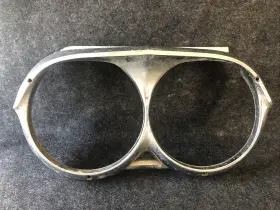541067 Pontiac 1962 Bonneville Catalina S/d Used Gm Lh Chrome Headlight Bezel
