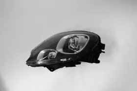 95b941032cs Porsche 2015-2018 Macan Headlight Rh Passenger Side Assembly