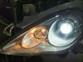 970.631.058.25 Porsche 10-13 Panamera 970 Oem Driver Headlight Hid Xenon -damaged But Works