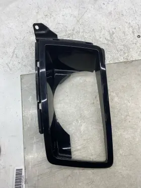 Range Rover L8b2-13c025 2020-2022 Land Defender Front Left Headlight Mount Bracket Oem