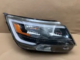 68002240124003 Srumto 2016-2018 Ford Explorer Right Side Rh Headlight Reflector Led Black Aftermarket
